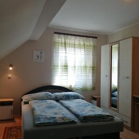 Erzsebet Apartman Διαμέρισμα Balatonlelle