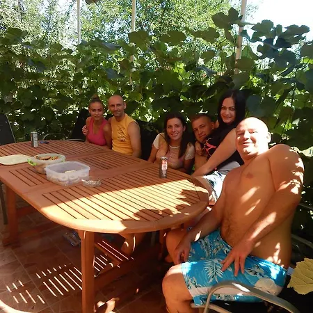 Erzsebet Apartman Διαμέρισμα *